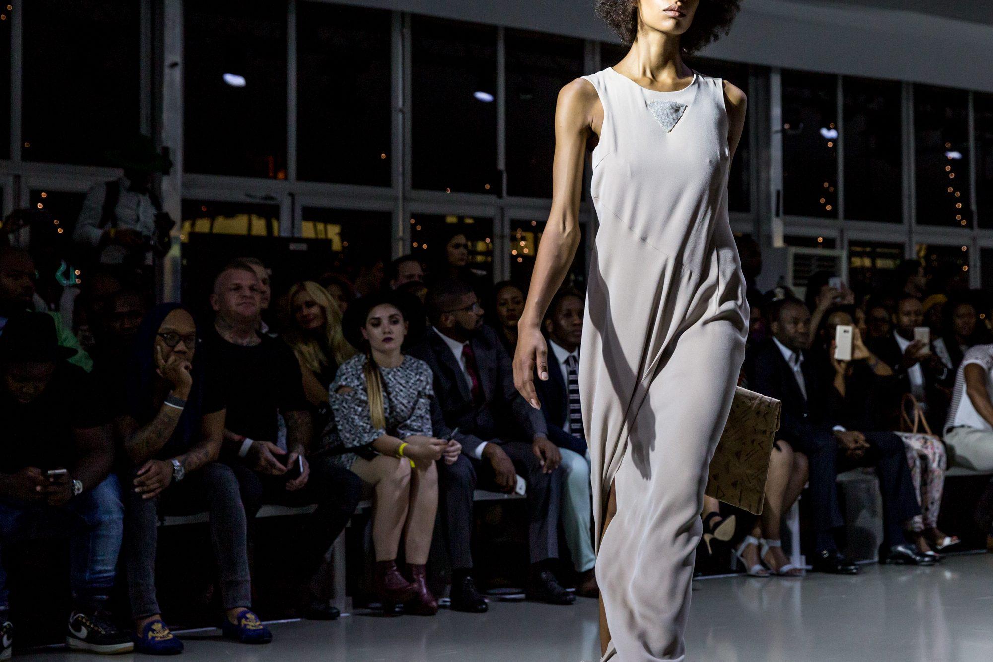Fashion Week — photograph 19